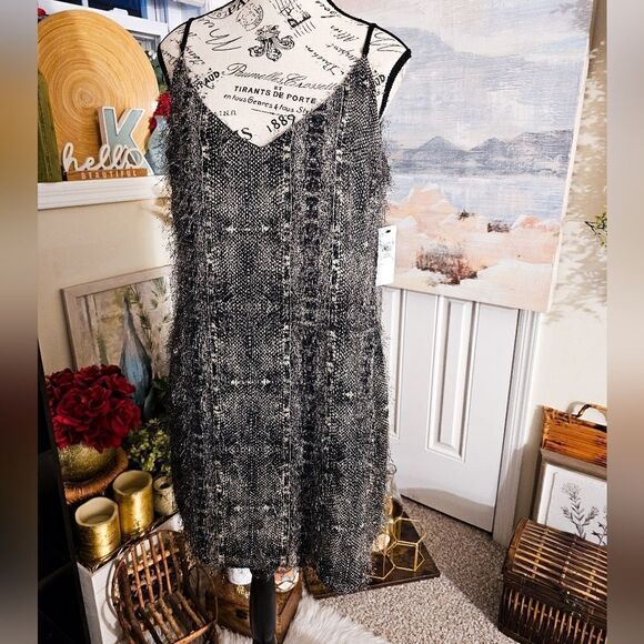 New Guess Fuzzy Goldie Sexy A- Line Slip Dress. - Picture 1 of 15